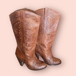Jessica Simpson boots